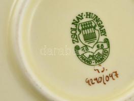 Zsolnay virágmintás porcelán süteményes készlet, 6 db kis + 1 nagy tányér, máz alatti repedésekkel, ...