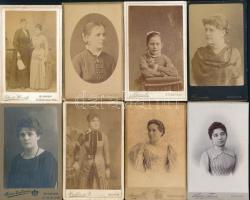 cca 1880-1910 20 db nőket ábrázoló vizitkártya méretű fotó