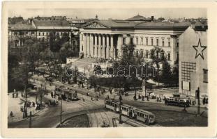 Budapest VIII. Nemzeti Múzeum, villamosok. Képzőművészeti Alap Kiadóvállalat