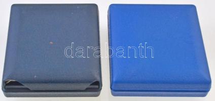 ~1970-1980. "Önkéntes Rendőri Szolgálatért" 15 és 20 éves, aranyozott, zománcozott jelvény...