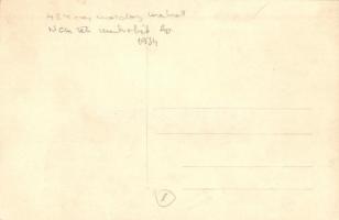 1934 Budapest, Nemzeti Munkahéten kiállított 424-es mozdony makett. photo