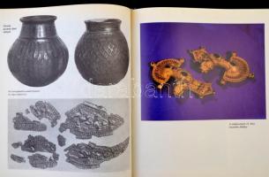 Vegyes könyvtétel, László Gyula könyvei, 2 db: 
A honfoglalokról. Történelemtudomány-történelemtaní...