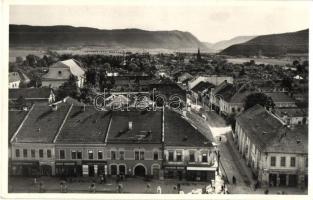 Rozsnyó, Roznava; látkép a Szílicei fennsíkkal, Márkó Frigyes, Steiner József, Róth Sándor és Neumann Lajos utóda üzlete / shops