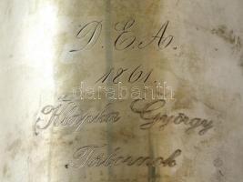 Ezüst (Ag.) kupa  "D. E. A. / 1861 / Klapka György / Tábornok" felirattal, jelzett, a fels...