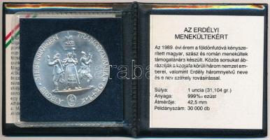Kiss Nagy András (1930-1997) 1989. "Az Erdélyi Menekültekért" Ag emlékérem műbőr tokban és...