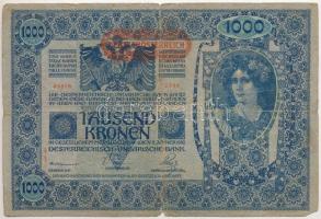 1919. (1902) 1000K vízszintes piros "DEUTSCHÖSTERREICH" felülbélyegzéssel, hátlap rajzos T:III- szakadás, ly. Adamo SK35/2