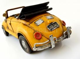 Mustársárga játékautó /  makett fémből, jó állapotban, 32x13 cm