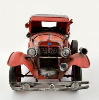 Piros tűzoltóautó / makett, jó állapotban, 34x15x12 cm