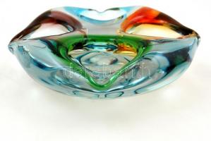 Dekoratív színes üveg hamutál d:16 cm