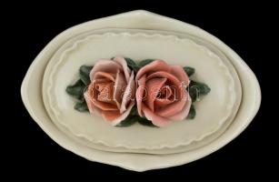 Ens rózsás bonbonier, kézzel festett, apró lepattanásokkal, jelzett, 17×11 cm