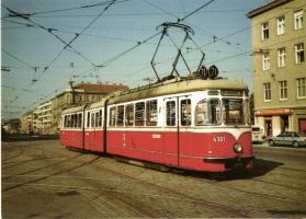 15 db MODERN bécsi villamos / 15 modern Viennese trams