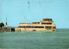 20 db MODERN magyar folyami és balatoni hajós képeslap / 20 modern Hungarian river and Balaton ships