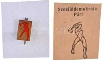 ~1946. A Szociáldemokrata Párt zománcozott jelvénye (16x23mm) T:2