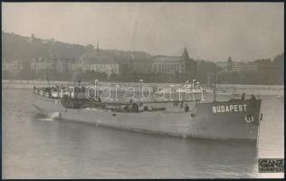 1934 A Budapest tengerjáró hajó próbaútja Budapesten.Ganz gyár. Eredeti fotó 21x14 cm