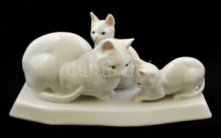 Zsolnay cicák, kézzel festett, jelzett, hibátlan, h:19 cm, m:9 cm