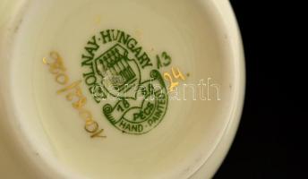 Zsolnay pillangó mintás váza, kézzel festett, jelzett, hibátlan, m:11 cm