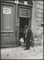 cca 1973 Szociofotók, 3 db vintage fotóművészeti alkotás, kettő jelzett, 24x18 cm és 18x13 cm