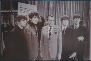 cca 1964 Beatles együttes, Fekete György (1904-1990) budapesti fényképész hagyatékában fellelt 2 db ...