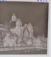 cca 1966 Budapest, Kőbánya, zsinagóga épülete, szabadon felhasználható vintage negatív (6x6 cm) és a...