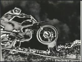 cca 1976 Zsigri Oszkár (1933-?) hagyatékából 3 db vintage fotóművészeti alkotás, egy jelzett, 18x24 cm