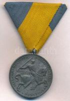 1941. "Délvidéki Emlékérem" cink emlékérem mellszalaggal. Szign.: BERÁN L. T:2 Hungary 1941. "Commemorative Medal for the Return of Southern Hungary" zinc medal ribbon. Sign.:BERÁN L. C:XF NMK 429.