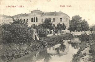 Szombathely, Deák liget, múzeum (EK)