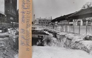 cca 1976 és 1989 közötti budapesti városképek, felszíni metróépítések különféle helyszíneken, 77 db ...