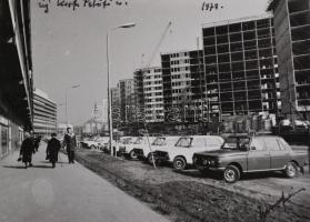 cca 1978 Kecskeméti városképek, 13 db vintage fotó Vincze János (1922-1998) hagyatékából, részben fe...