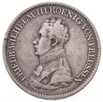 Német Államok / Poroszország 1818A Tallér Ag "III. Frigyes Vilmos" (21,93g) T:2- ph. hátoldalán anyagfelesleg German States / Prussia 1818A Thaler Ag "Friedrich Wilhelm III" (21,93g) C:VF edge error, excess material on back Krause KM#396