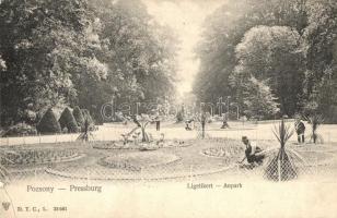 Pozsony, Pressburg, Bratislava; Ligeti kert / Aupark / park (r)