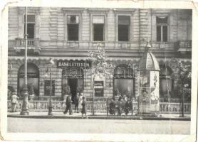 23 db főleg régi magyar városképes lap, sok Budapest, vegyes minőség / 23 mostly pre-1945  town-view...