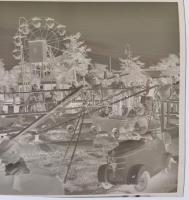 cca 1958 Budapesti Vidámpark, 13 db szabadon felhasználható, vintage negatív, 6x6 cm