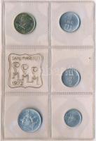 San Marino 1972. 1L-20L (5xklf) fémpénz szett dísztokban, tájékoztatóval T:1 San Marino 1972. 1 Lira - 20 Lire (5xdiff) coin set in case with information C:UNC