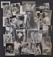 Kb. 50-60 db erotikus és pornó fotó, 8x5,5 és 17x11,5 cm