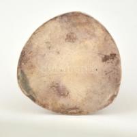 Ezüst (Ag) üvegdugó, parafa résszel, jelzett, d: 5 cm, h: 5,5 cm, bruttó: 38,2 g