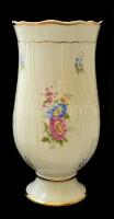 Hollóházi virágmintás porcelán váza, matricás, hibátlan, jelzett, m: 21,5 cm