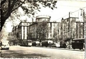 31 db MODERN magyar városképes lap tömegközlekedési eszközökkel / 31 modern Hungarian town-view post...