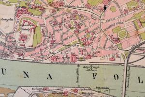 cca 1900 Pozsony szabad királyi város térképe. Baumwarth kartográfiai intézet. Szakadásokkal. 38×28 ...