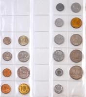 119db-os vegyes fémpénz tétel albumba rendezve, közte Magyarország, Kínai Népköztársaság, Ciprus, Ho...