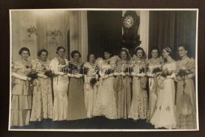 1936 Bp., Életképek a gyógyszerész bálból, albumba ragasztott fotók, 13 db, Schäffer műterméből, 12x...