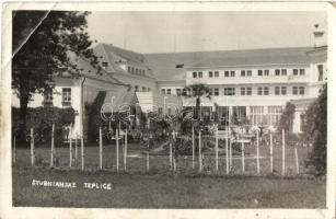 Stubnyafürdő, Stubnianske Teplice - 3 db RÉGI városképes lap, ebből 2 fotó, vegyes minőség / 3 pre-1...