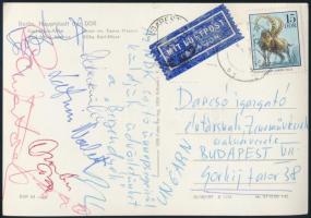 cca 1970 A külföldön turnézó Bergendy zenekar tagjai által aláírt és hazaküldött képeslapja Dancsó István, az Országos Szórakoztatózenei Központ igazgatójának címezve.