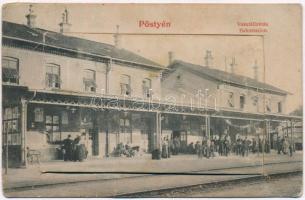 Pöstyén, Piestany; vasútállomás, leporellolap belül zsinagógával és katonai fürdőházzal. Kaiser Ede kiadása / Bahnhof / railway station, leporellocard with synagogue and spas (ragasztónyom / gluemark)