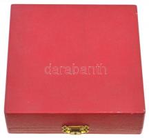 1981. "Ezerháromszáz éves a bolgár állam - Bolgár Kulturális Központ Budapest 1981." Br em...