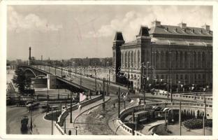 Budapest, Horthy Miklós híd, villamosok, Elevátor