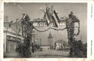 1940 Nagyszalonta, Salonta; bevonulás, díszkapu / entry of the Hungarian troops (fa)