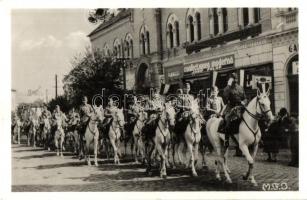 1940 Dés, Dej; bevonulás, Fülöp Josif üzlete / entry of the Hungarian troops, shop