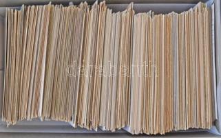 Motívum képeslapgyűjtemény rengeteg századfordulós lappal, sok érdekességgel, litho, dombornyomású l...