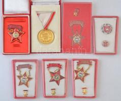 ~1970-1980. Kisebb doboznyi vegyes szocialista kitüntetés, mind eredeti tokban T:vegyes