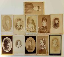 1860-1890 Régi fényképek: Női arc- és mellképek (11db)